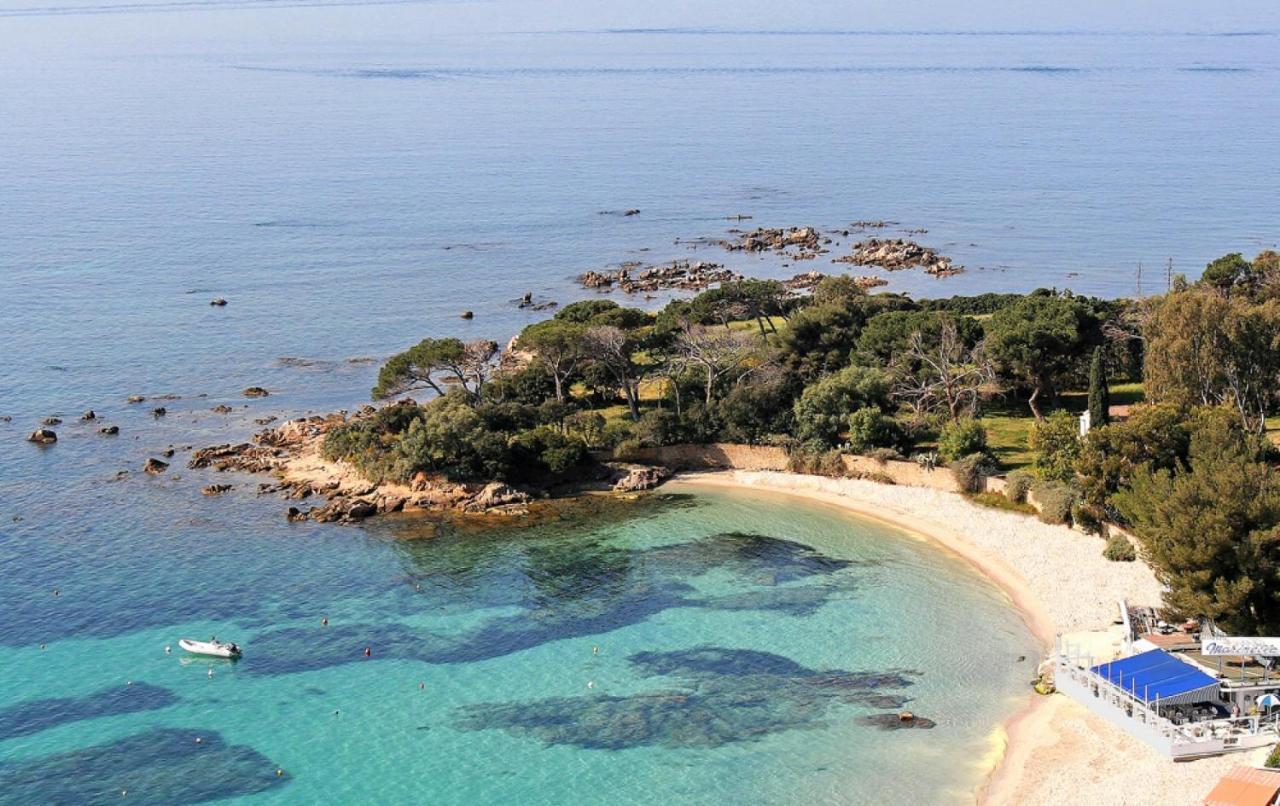 Appartement T2 De Standing Avec Parking A 250 Metres De La Plage, Route Des Sanguinaires, Ajaccio อฌักซิโอ้ ภายนอก รูปภาพ